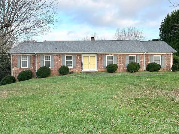 418 Elcaney Dr, Hudson, NC 28638