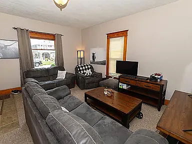 3 bed, 1440 sqft, $1,600 — Photo 3