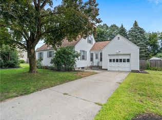 554 Phenix Ave, Cranston, RI 02921