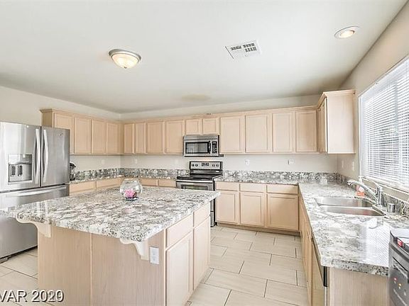 4th image of 2601 Mango Bay Ave
