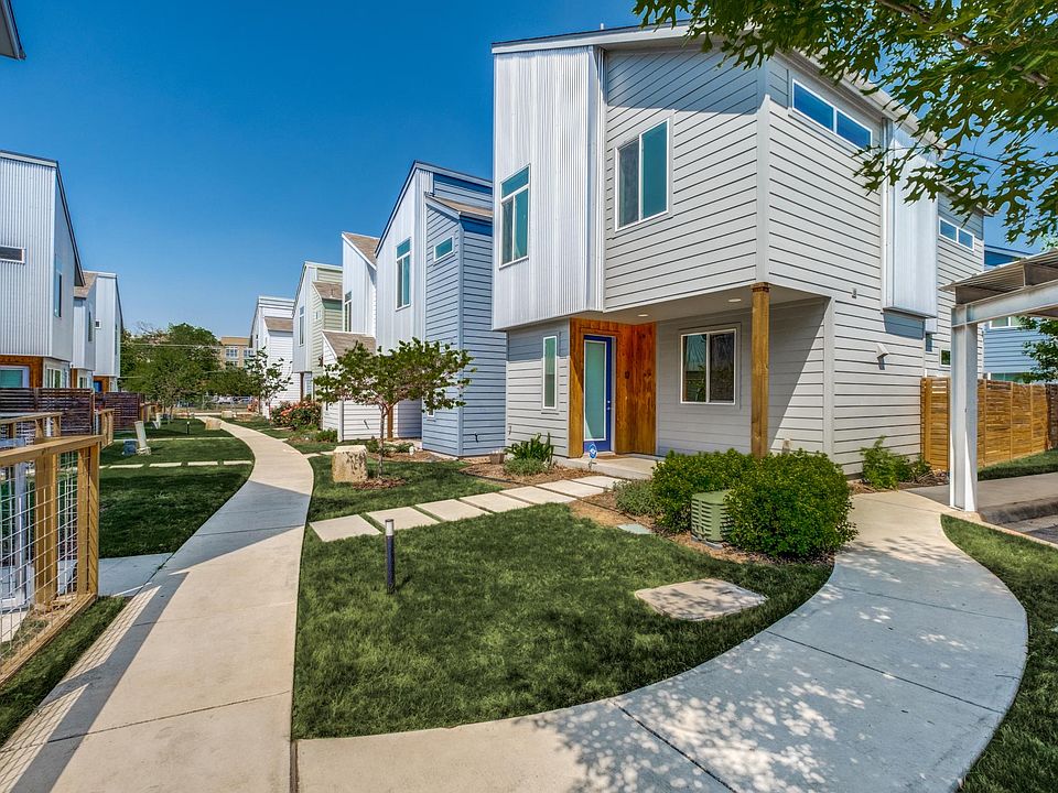 1st image of 330 Clay St #12