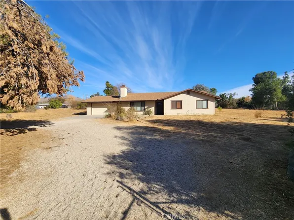 21825 Canyon Dr, Wildomar, CA 92595