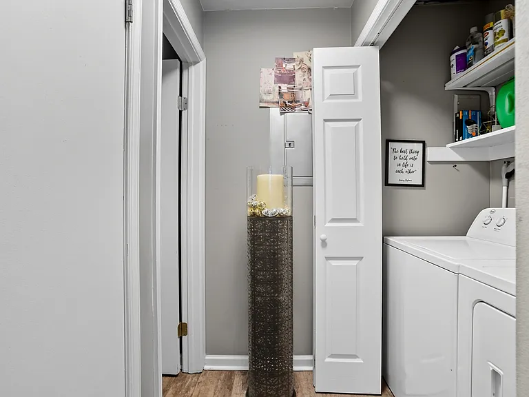 4658 Genoa Cir — Photo 17