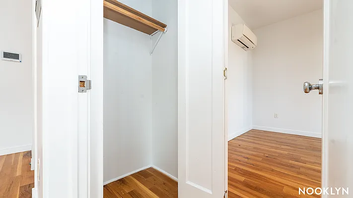 Rented by Nooklyn NYC LLC | media 25