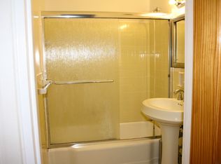 6395 Austin St APT 2F, Rego Park, NY 11374