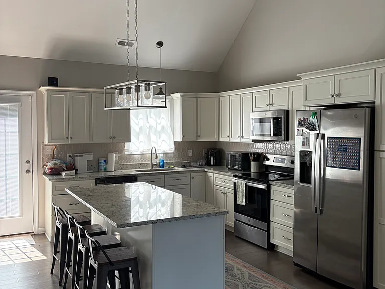 521 Mantle Dr — Photo 5