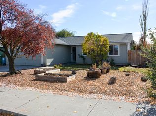 2922 SW Metolius Ave, Redmond, OR 97756