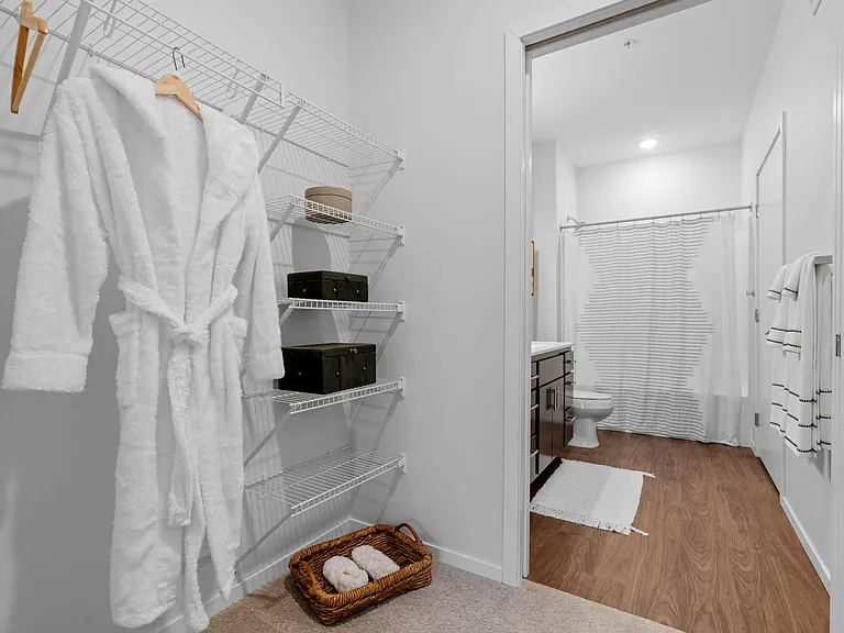 Northlake Lofts — Photo 19