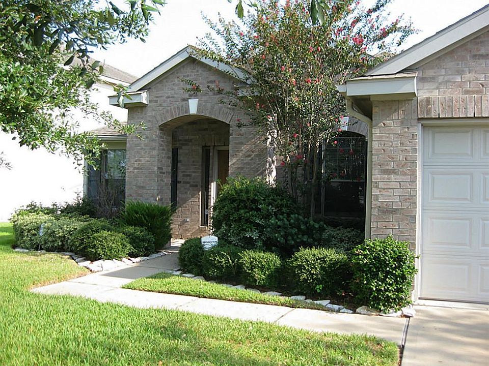 1st image of 21542 Elm Hurst Ln