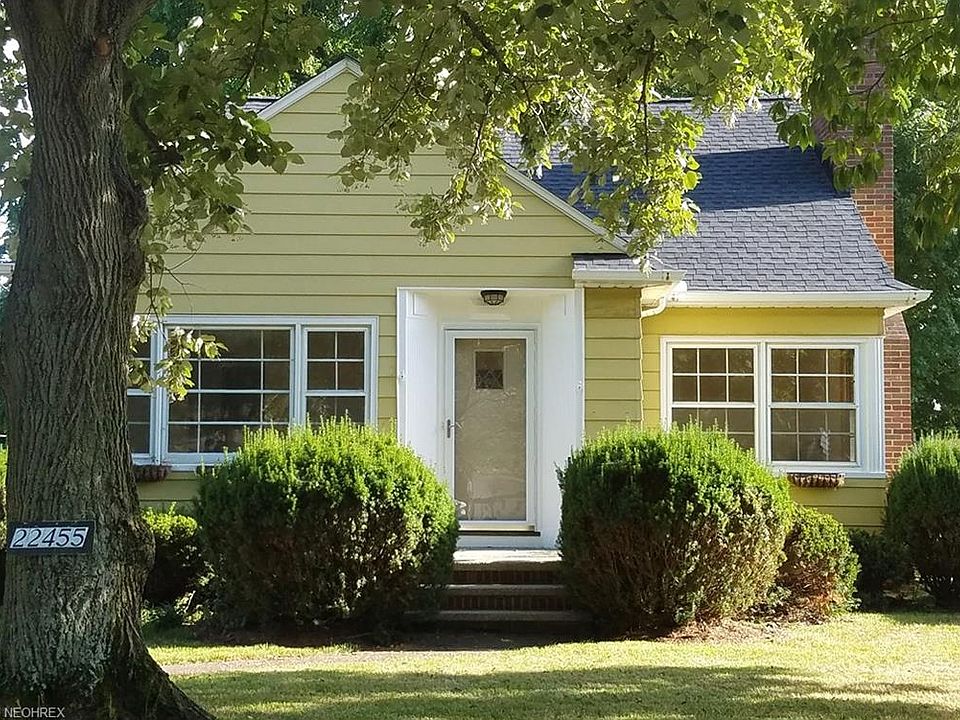 1st image of 22455 Sycamore Dr