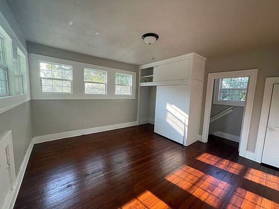 4th image of 513 E 8th St #A