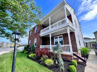 7002 Calvert Ave, Ventnor City, NJ 08406