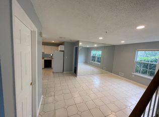 6 Prestwick Way, Edison, NJ 08820
