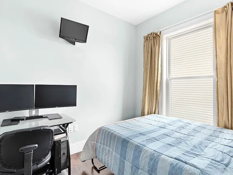 15 Preble St #5 — Photo 8