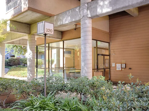 320 N Civic Dr APT 404, Walnut Creek, CA 94596