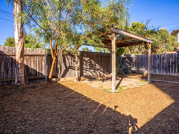 5th image of 4501 Palm Ave #A
