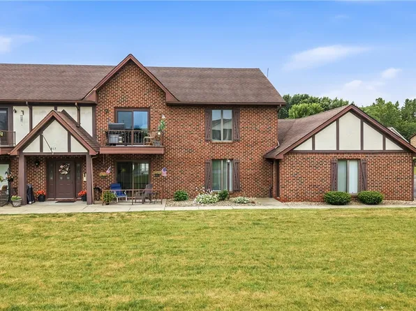 817 Pearson Cir Unit 2, Youngstown, OH 44512