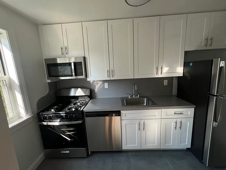 14301 41st Ave #2 — Photo 2