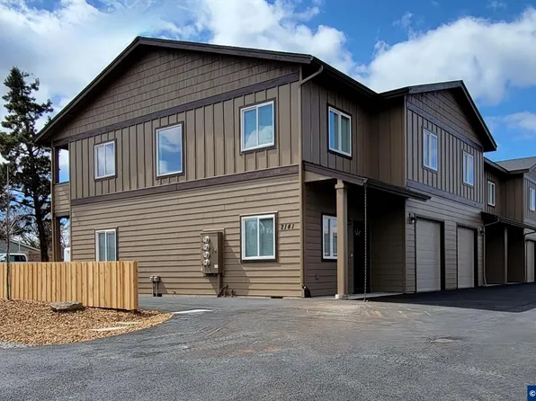 2141 SW 19th St, Redmond, OR 97756