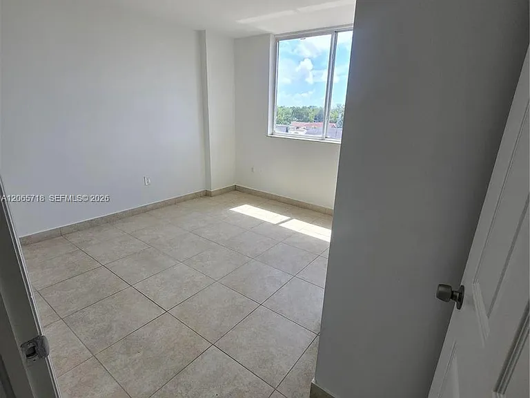 2647 NW 25th Ave #511 — Photo 9