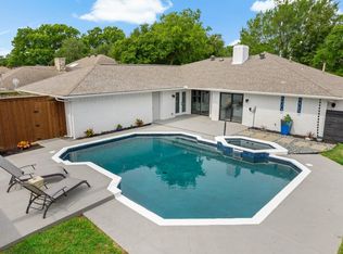 7619 Arborgate St, Dallas, TX 75231