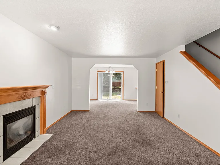 6032 SE Reedway St — Photo 5