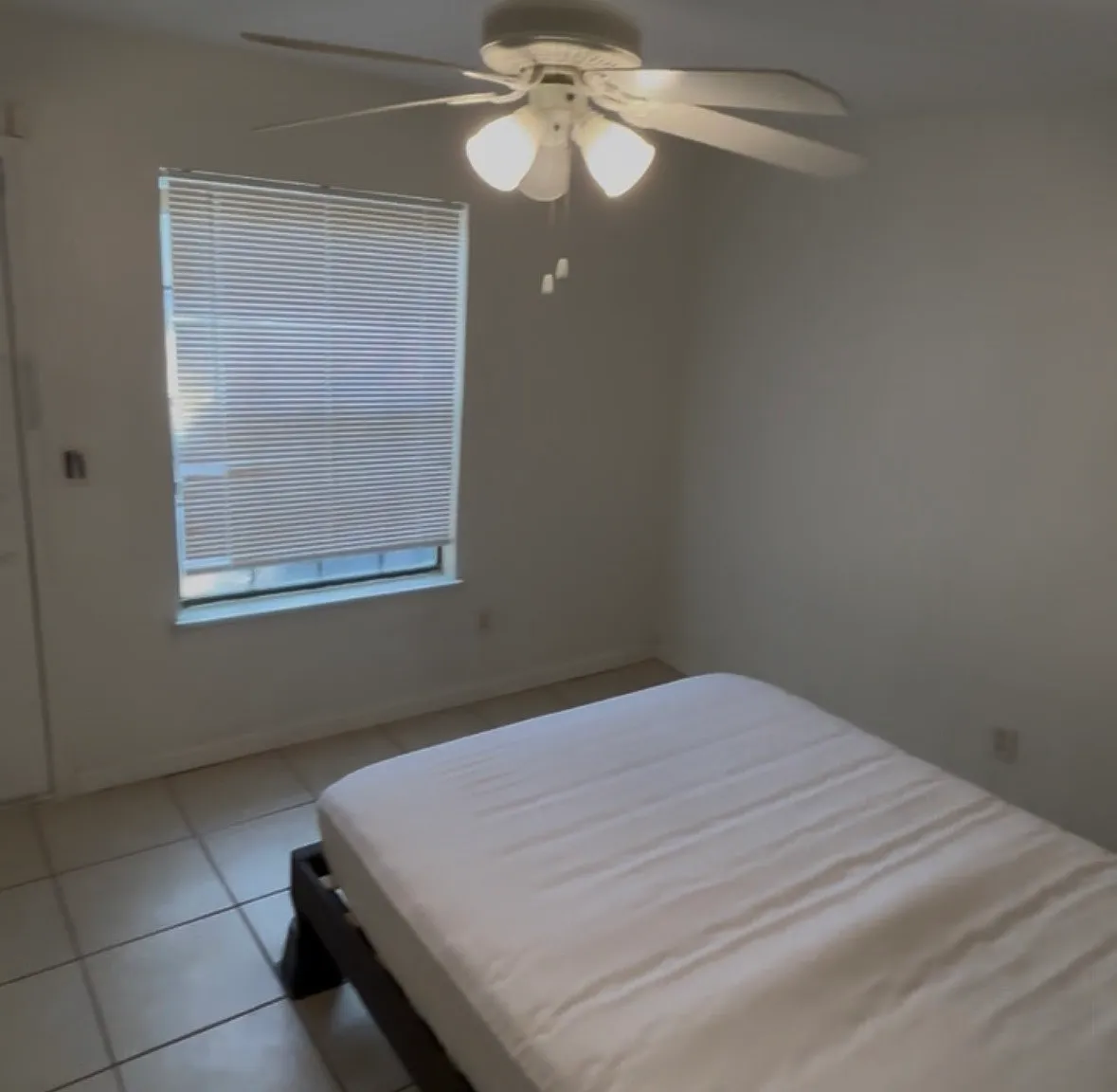 2 bed, 928 sqft, $1,400 — Photo 3
