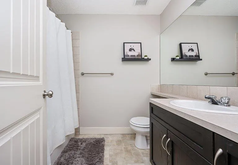 220 Village Ter SW #2 — Photo 22