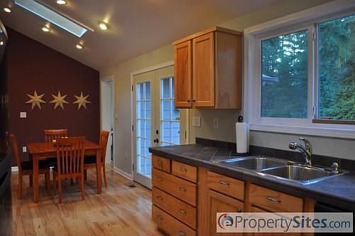 5th image of 15636 NE 175th St