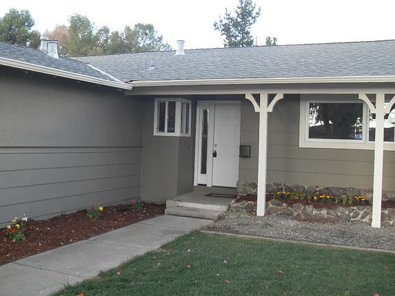 4th image of 1492 Sierra Creek Way