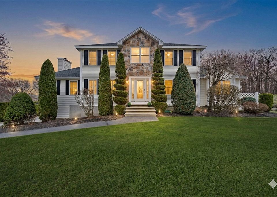 1st image of 23 Carle Dr