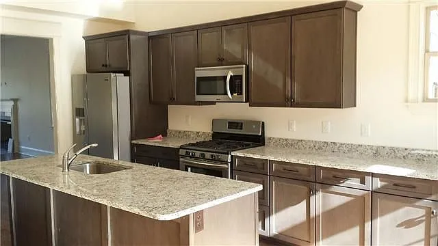 3313 Park Ave — Photo 3