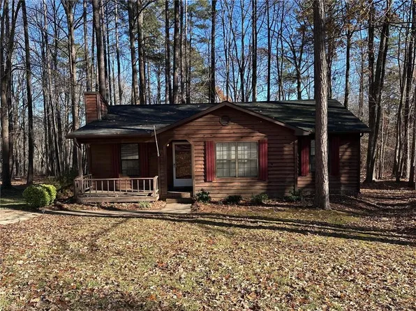 5001 S Pointe, Sanford, NC 27332