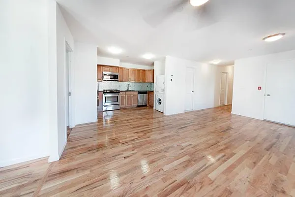 Rented by J Misrahi Realty Corp | media 42