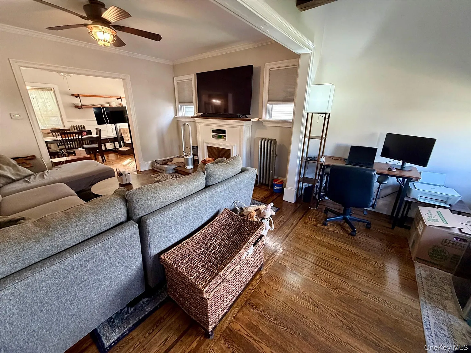 2 bed, 1.0 bath, 900 sqft, $3,200 — Photo 3