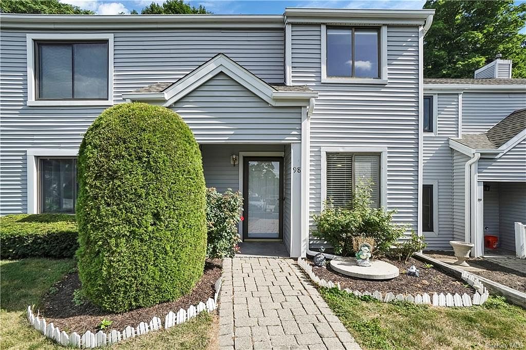 98 Sunfish Landing, Mohegan Lake, NY 10547 Zillow