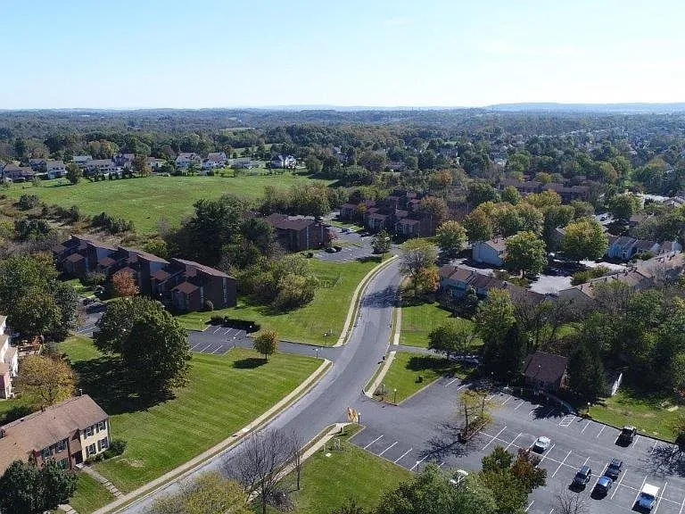Treeview Apartments — Photo 24