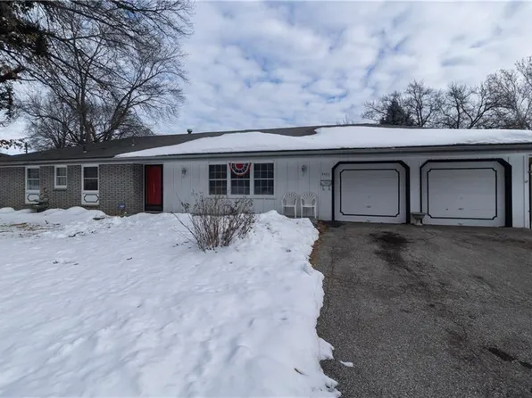 4536 Welborn Ln, Kansas City, KS 66104
