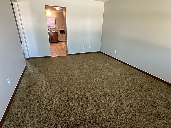 5th image of 200 Maple St #L-58