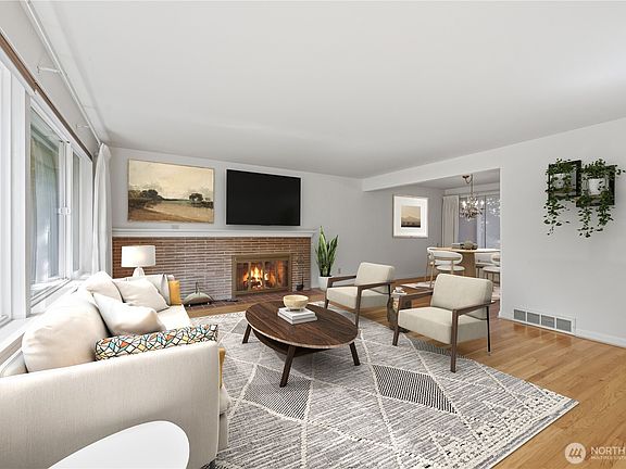 2nd image of 7025 43rd Avenue NE