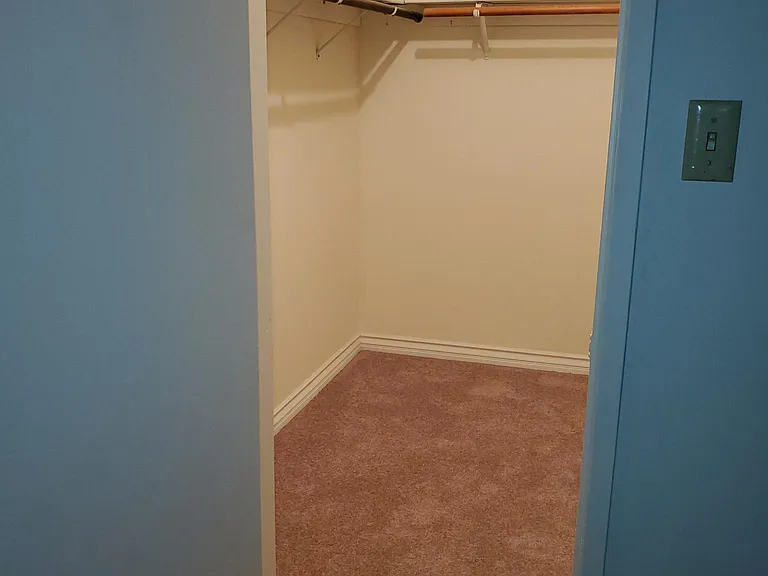 277 Pleasant St #215 — Photo 10