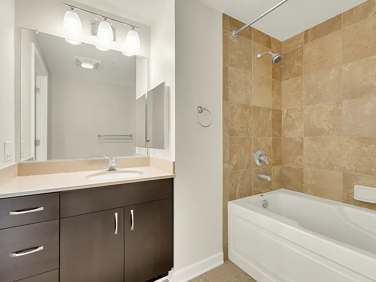 475 K St NW #1123 — Photo 20