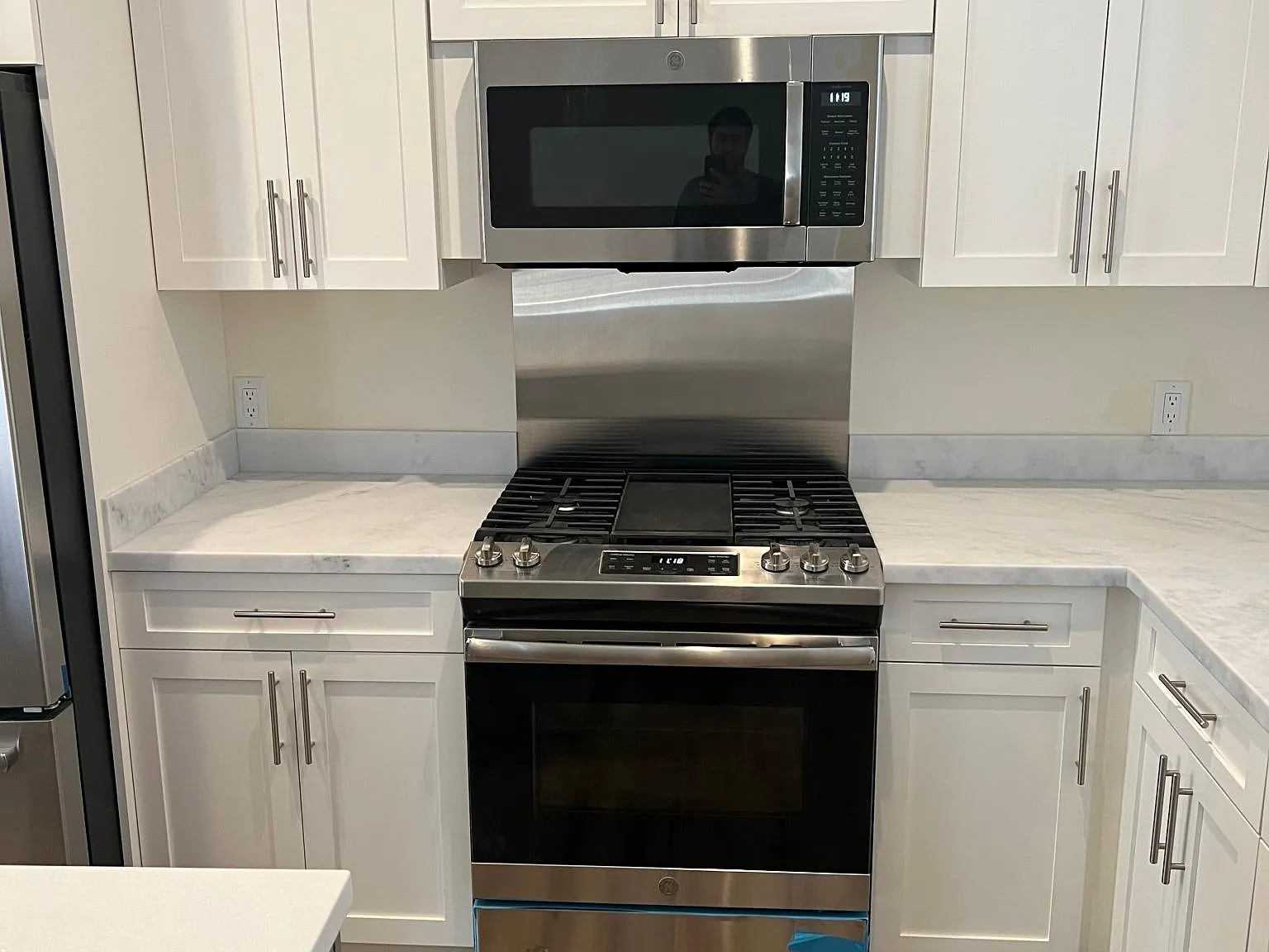 3 bed, 2.5 bath, 1850 sqft, $4,500 — Photo 3