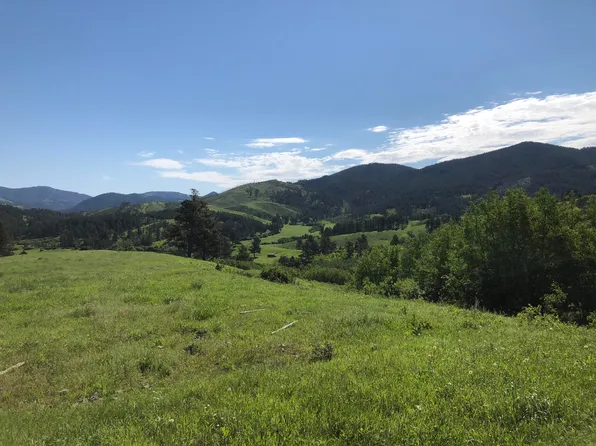 1787 New Year Gulch Rd, Lewistown, MT 59457