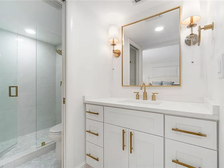1222 Gordon Dr #2 — Photo 11