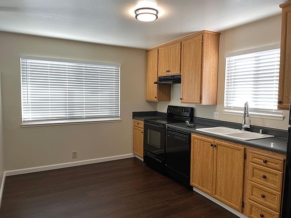 2nd image of 775 San Lucas Ave