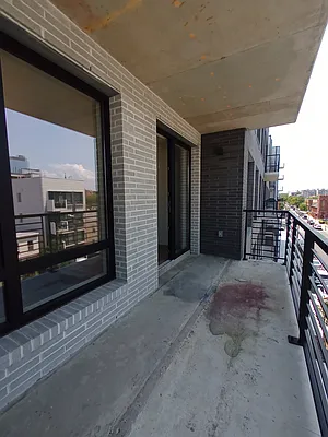 Rented by City Vista Inc | media 15