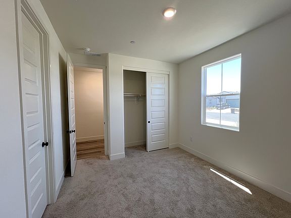 5th image of 8234 March Violets Ave