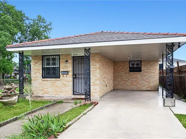 3025 Laussat Pl, New Orleans, LA 70117