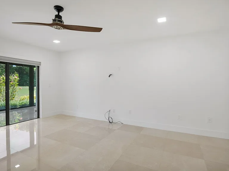 21922 Cypress Dr — Photo 16